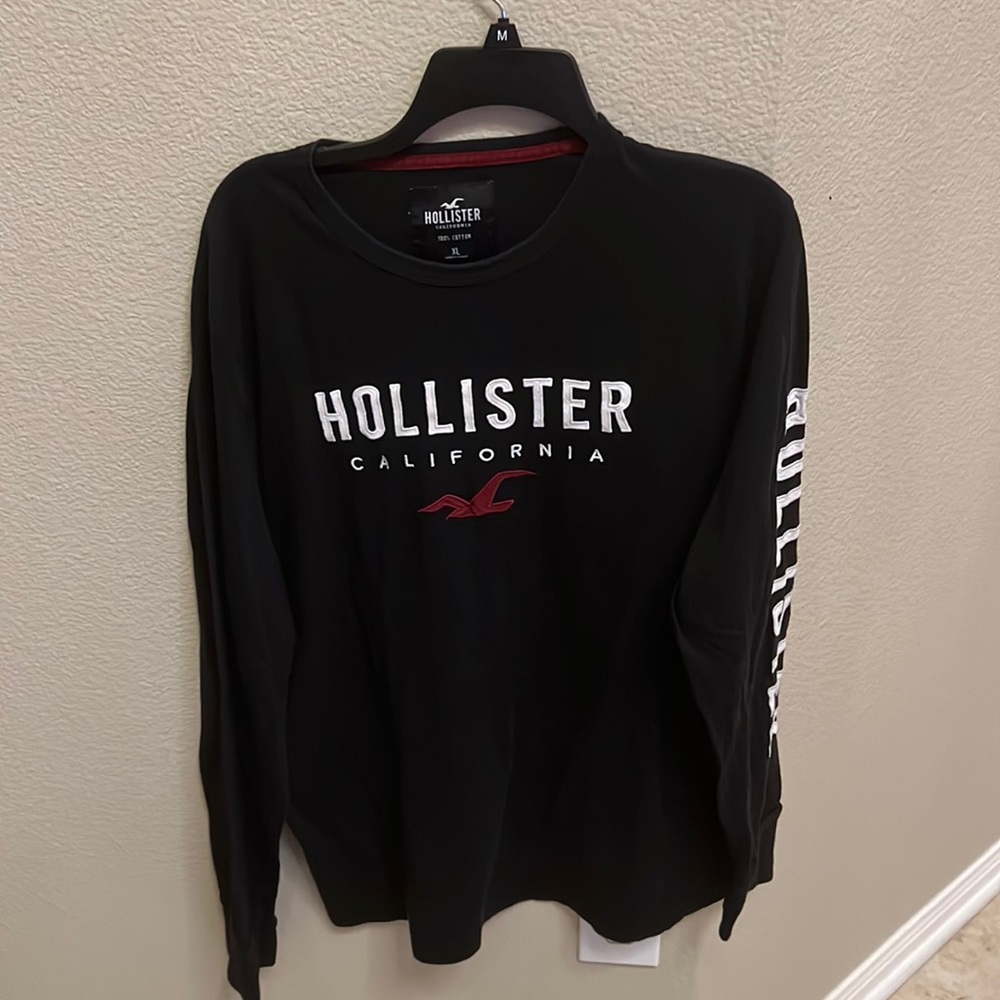 Hollister men’s long sleeve shirt, size XL